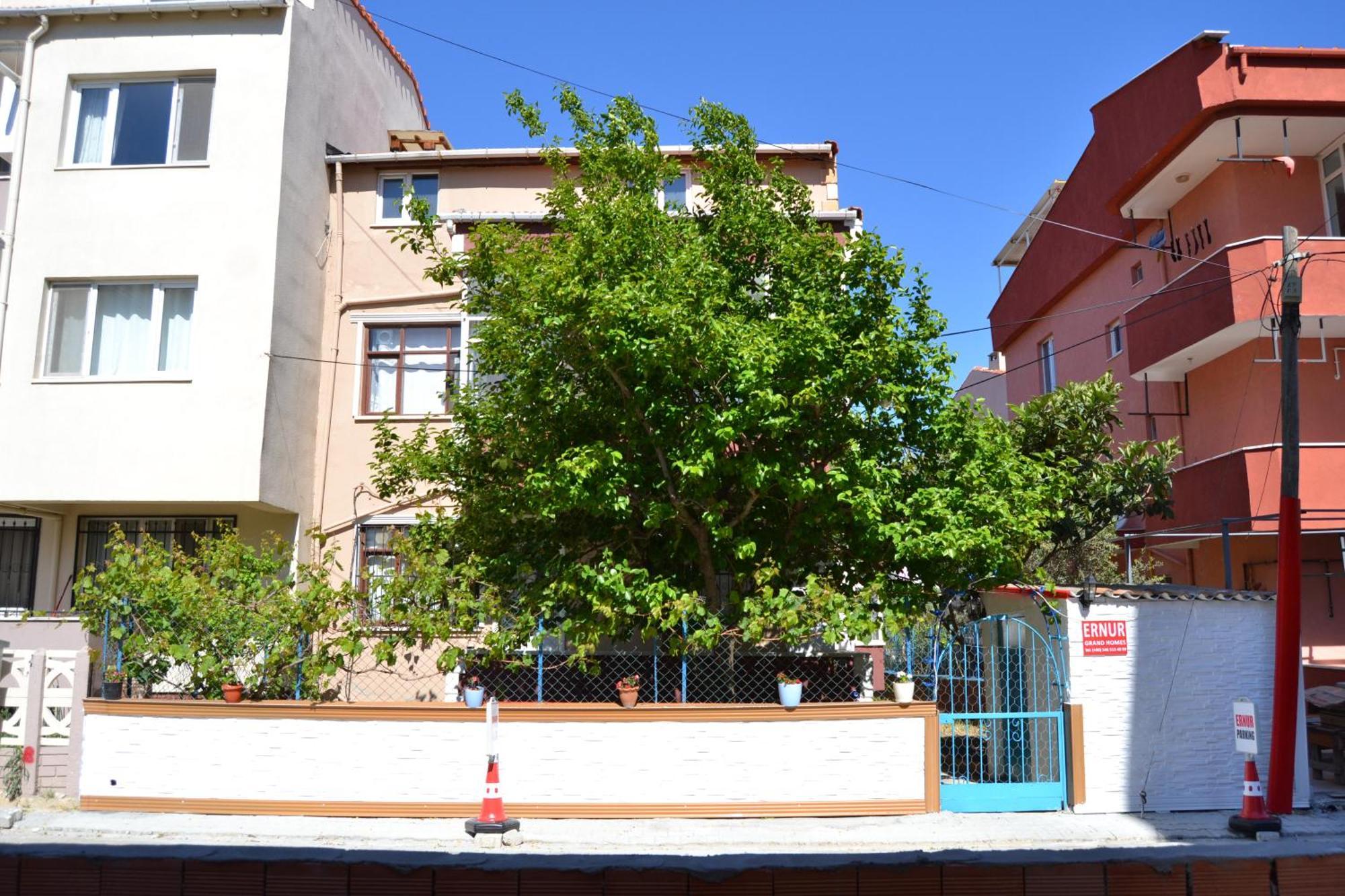 Ernur Pension Canakkale Exterior photo